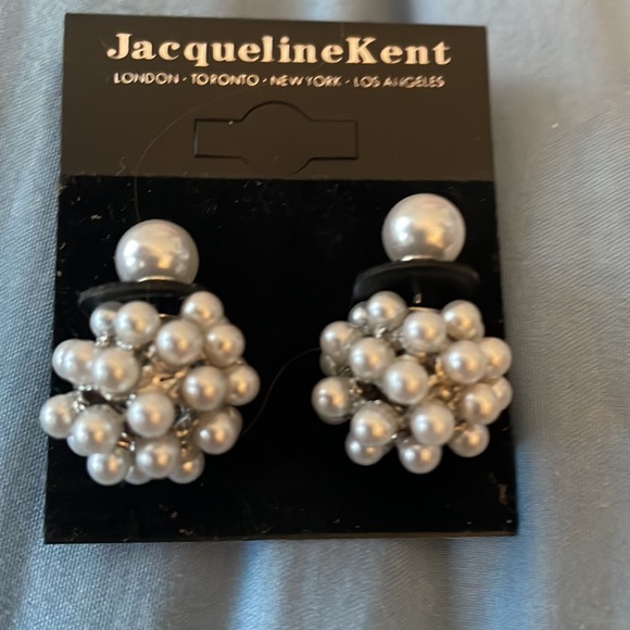 Jacqueline Kent Earrings - Picture 2 of 4